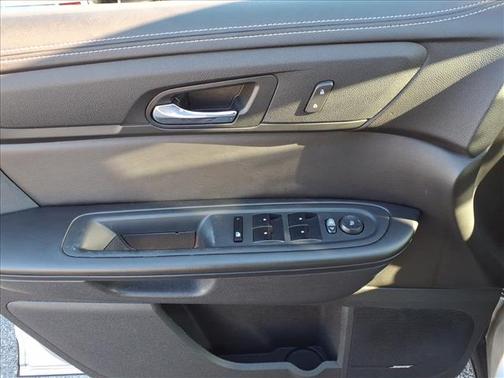 2017 Chevrolet Traverse 2LT