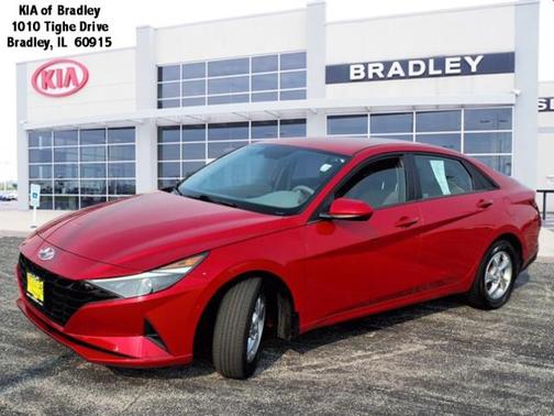 2022 Hyundai ELANTRA SE