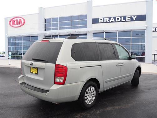 2012 Kia Sedona LX