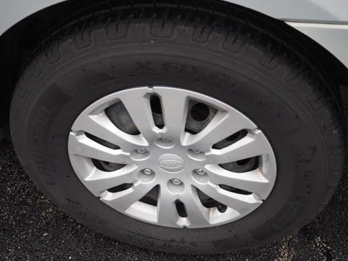 2012 Kia Sedona LX