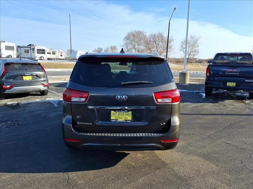 2018 Kia Sedona LX