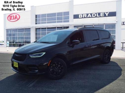 2021 Chrysler Pacifica Touring L