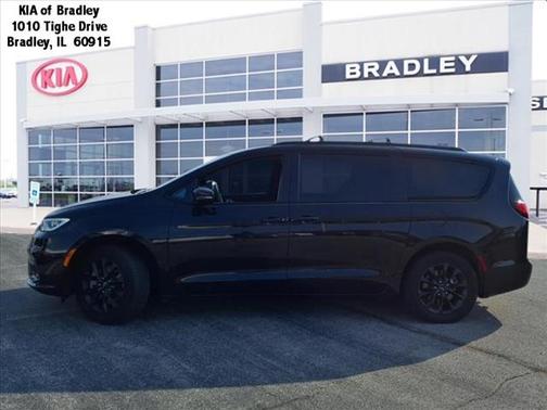 2021 Chrysler Pacifica Touring L