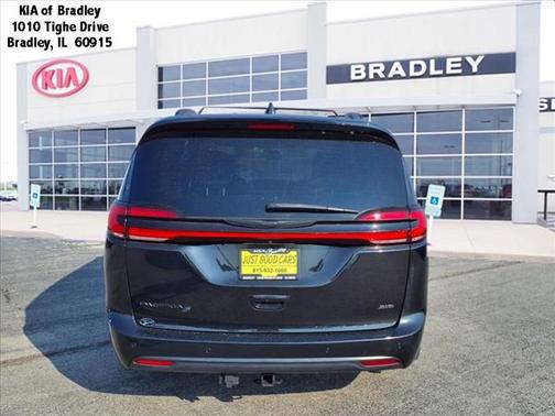 2021 Chrysler Pacifica Touring L