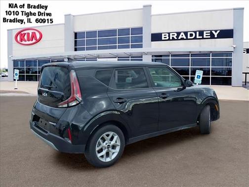 Black 2025 Kia Soul LX
