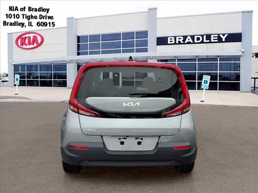 Gray 2022 Kia Soul LX