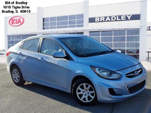 2013 Hyundai Accent SE