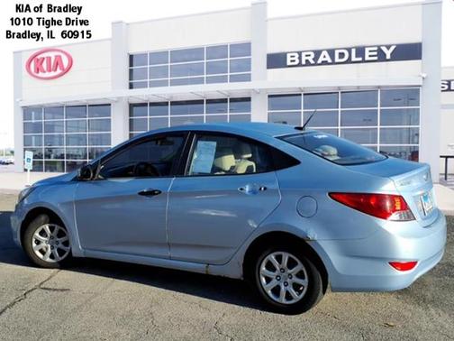 2013 Hyundai Accent SE