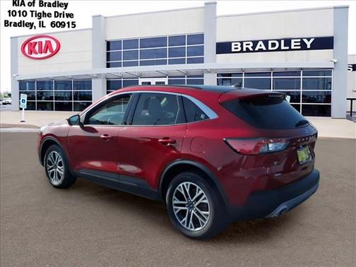 Red 2022 Ford Escape SEL