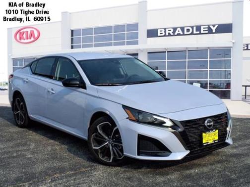 2025 Nissan Altima 2.5 SR