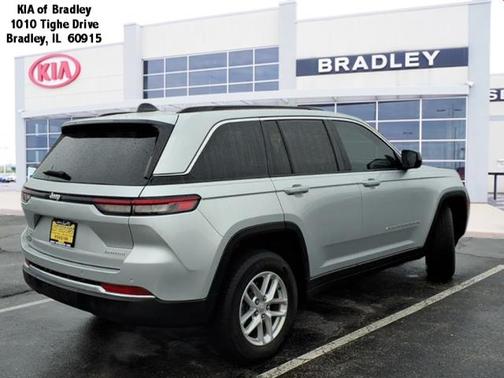 2024 Jeep Grand Cherokee Laredo