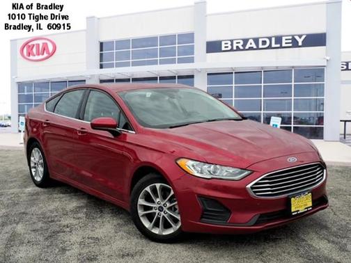 2020 Ford Fusion SE