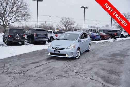 2013 Toyota Prius v Five