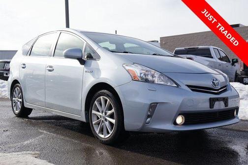2013 Toyota Prius v Five