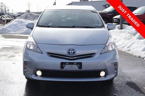 2013 Toyota Prius v Five
