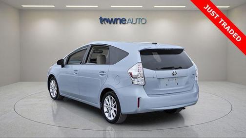 2013 Toyota Prius v Five