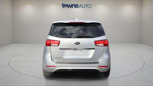 Bright Silver Metallic 2016 Kia Sedona LX