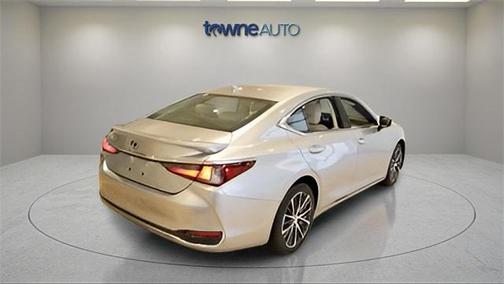 2025 Lexus ES 300h Base