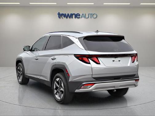 Shimmering Silver 2025 Hyundai TUCSON SEL