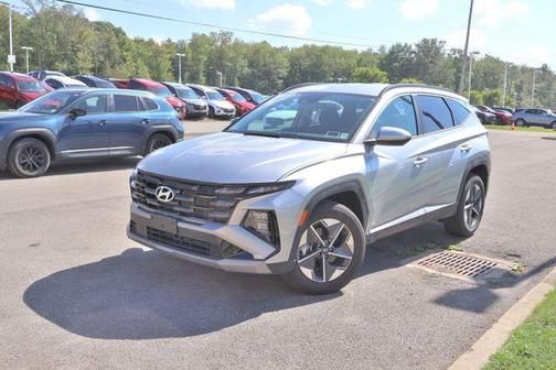 Shimmering Silver 2025 Hyundai TUCSON SEL