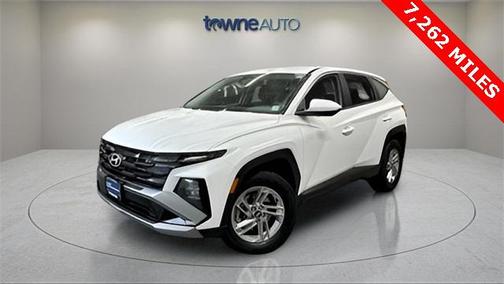 2025 Hyundai TUCSON SE