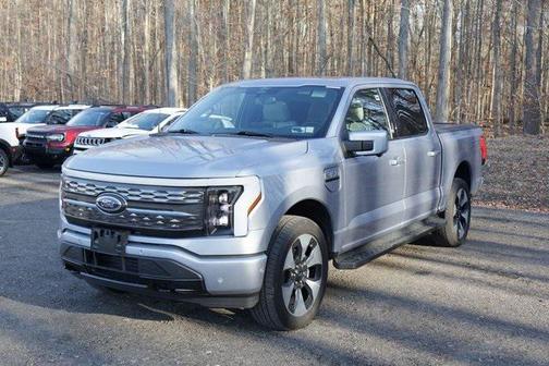 2022 Ford F-150 Lightning Platinum