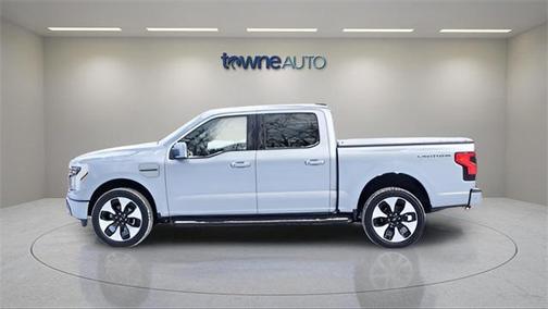 2022 Ford F-150 Lightning Platinum