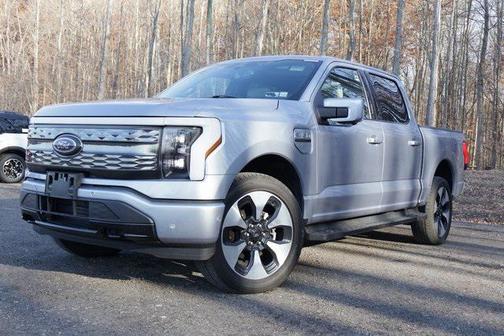2022 Ford F-150 Lightning Platinum