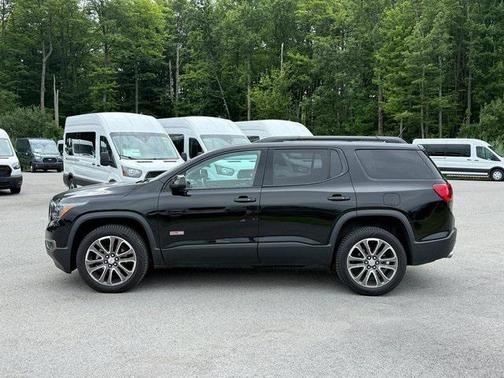 2017 GMC Acadia SLT-1