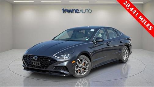 2022 Hyundai SONATA SEL