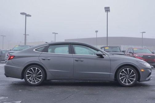 2021 Hyundai SONATA Limited