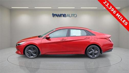 2021 Hyundai ELANTRA SEL