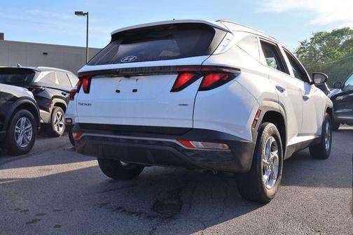 White Pearl 2024 Hyundai TUCSON SEL