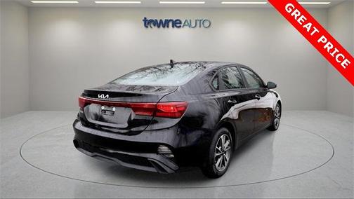 2022 Kia Forte LXS