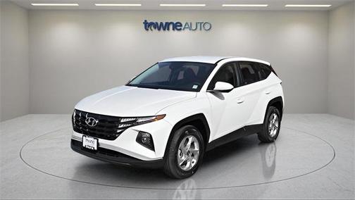2023 Hyundai TUCSON SE