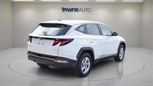 2023 Hyundai TUCSON SE