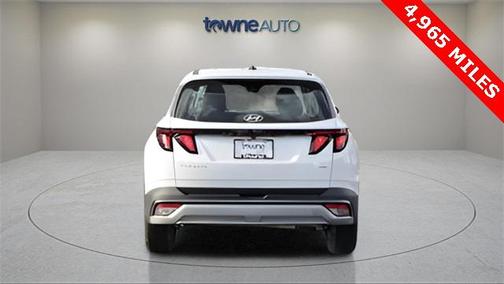 2025 Hyundai TUCSON SE
