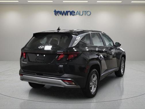 Phantom Black 2025 Hyundai TUCSON SE