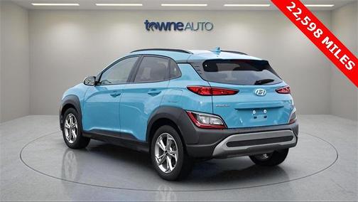 2023 Hyundai KONA SEL