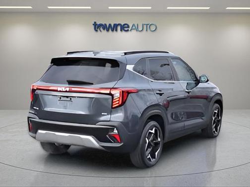 Gravity Gray 2024 Kia Seltos EX