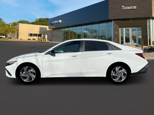 2025 Hyundai ELANTRA Sport