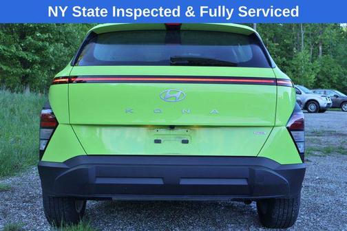 Neoteric Yellow 2024 Hyundai KONA SE