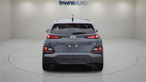 2021 Hyundai KONA SEL