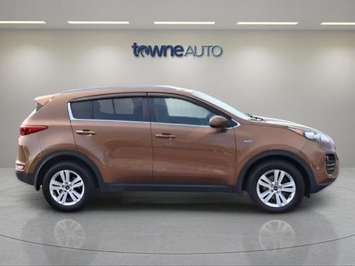 Burnished Copper 2018 Kia Sportage LX