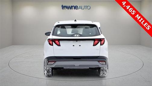 2025 Hyundai TUCSON SE