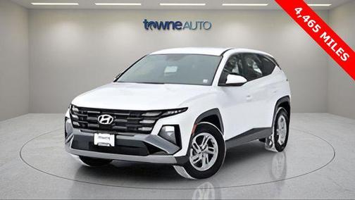 2025 Hyundai TUCSON SE