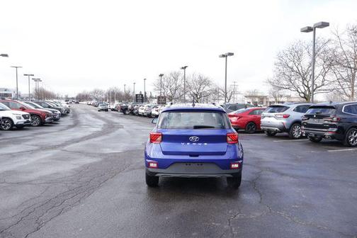 2023 Hyundai VENUE Limited