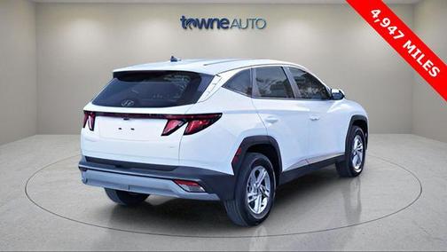 2025 Hyundai TUCSON SE
