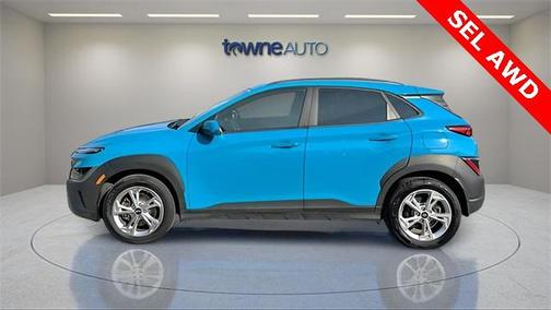 2022 Hyundai KONA SEL