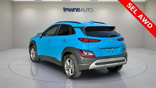 2022 Hyundai KONA SEL